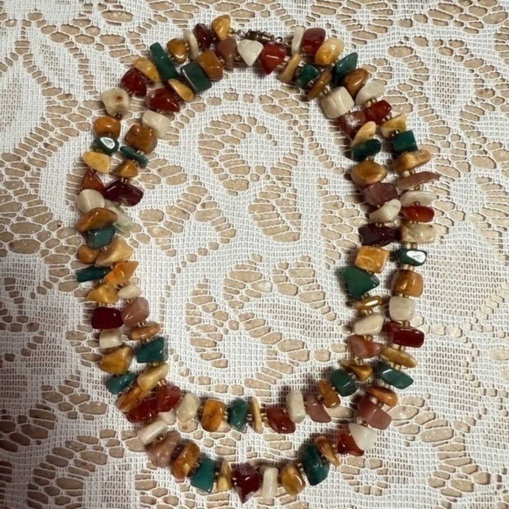 Vintage Multi Gemstone Chip Necklace Women Brown Green Tan Red White Boho